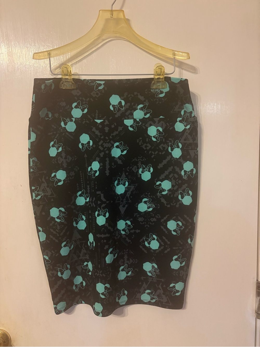 LuLaRoe Disney Cassie Skirt Size Large Minnie Mouse